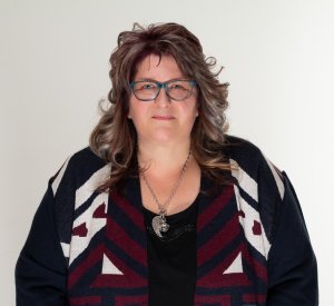 Karin Peklo Karin Peklo